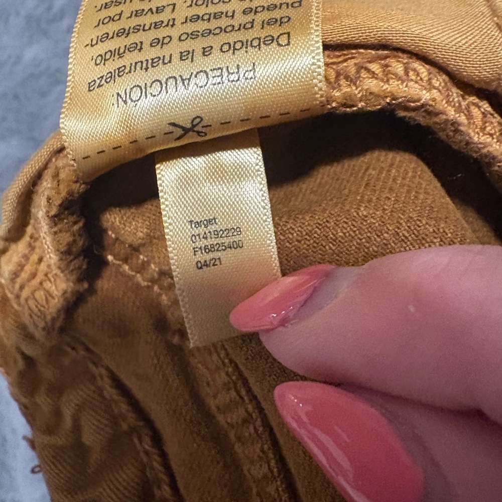 Universal Thread Brown Jean Shorts - Picture 5 of 5